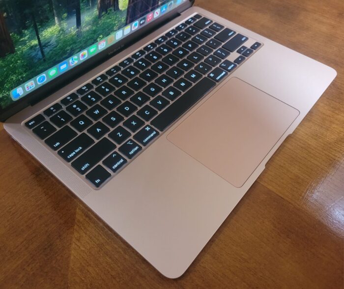 Apple MacBook Air 2020 - Image 3