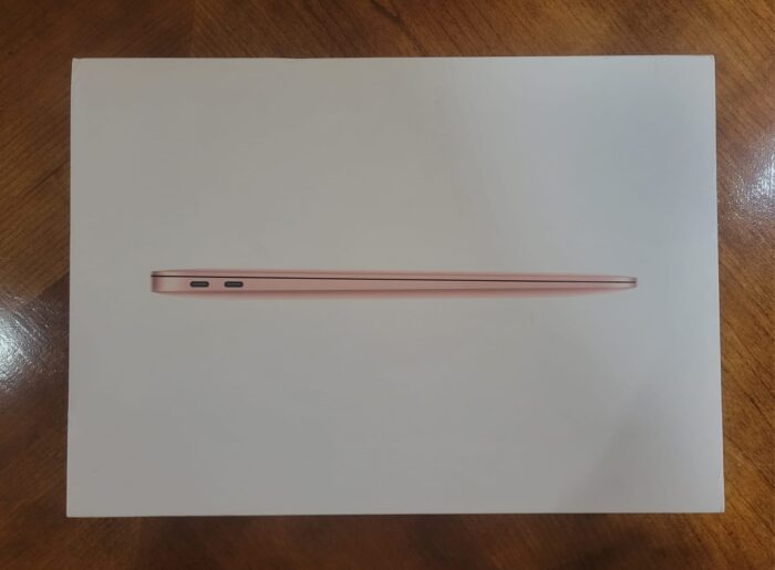 Apple MacBook Air 2020 - Image 4